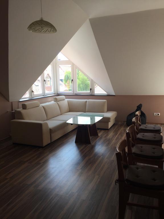 Palank Apartman Mosonmagyaróvár Zewnętrze zdjęcie