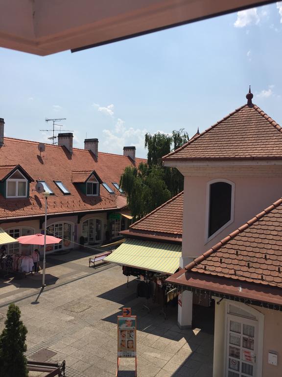 Palank Apartman Mosonmagyaróvár Zewnętrze zdjęcie